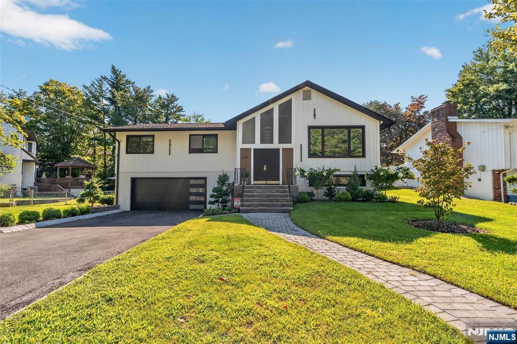 265 Westervelt Place