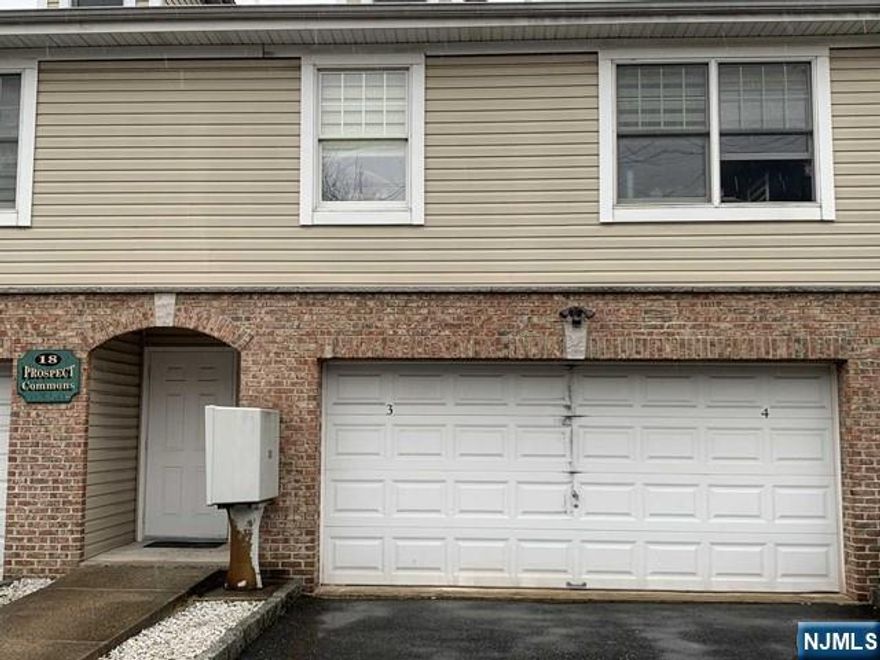 Very spacious 3 bedrooms 2 Baths with washer & dryer on top floor. Large living room open into a formal dining room, Eat-in-Kitchen, Very large 2 bedrooms with plenty of sunlight, Full bathroom with washer & dryer, master bedroom with full bath. 1 Car garage with additional parking space All brand new appliances.