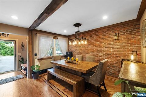 19 Elm Street Wanaque NJ 07420