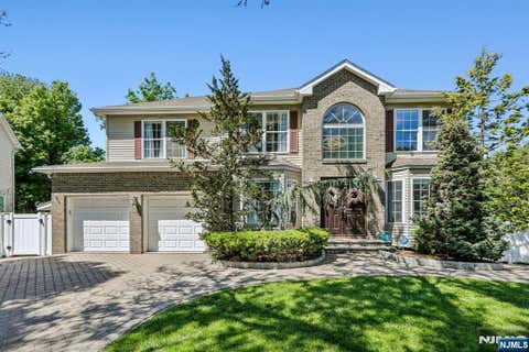 Photo of 745 Gettysburg Place, Paramus, NJ 07652 (MLS # 26031797)