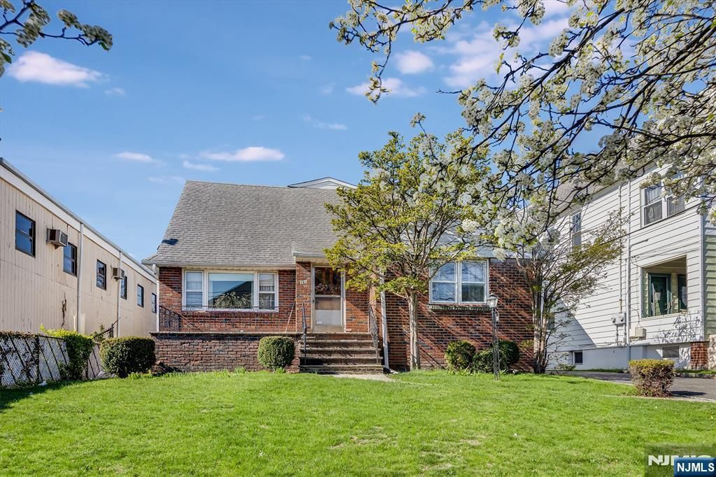 Photo of 261 Terhune Avenue, Passaic, NJ 07055 (MLS # 26012238)