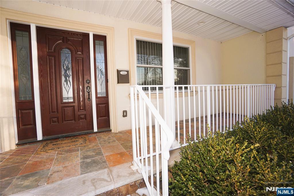 378 S Terhune Avenue