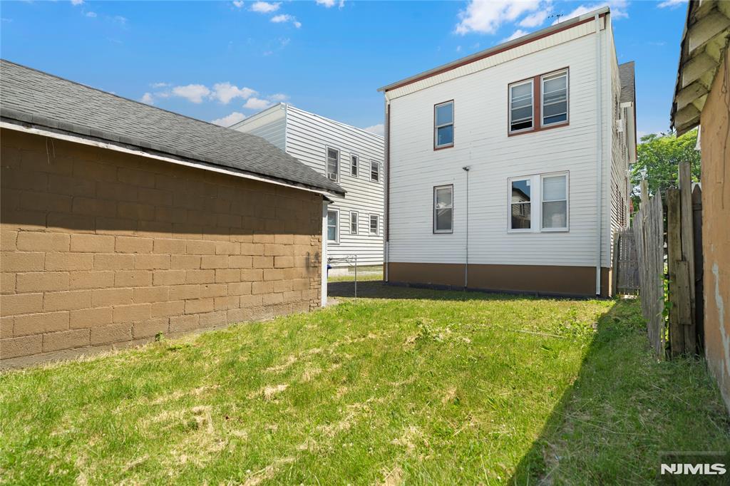 98 Delmar Place
