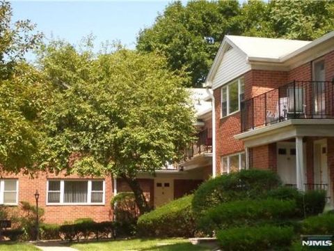 Photo of 69 Chester #5A, Englewood, NJ 07631 (MLS # 26000193)