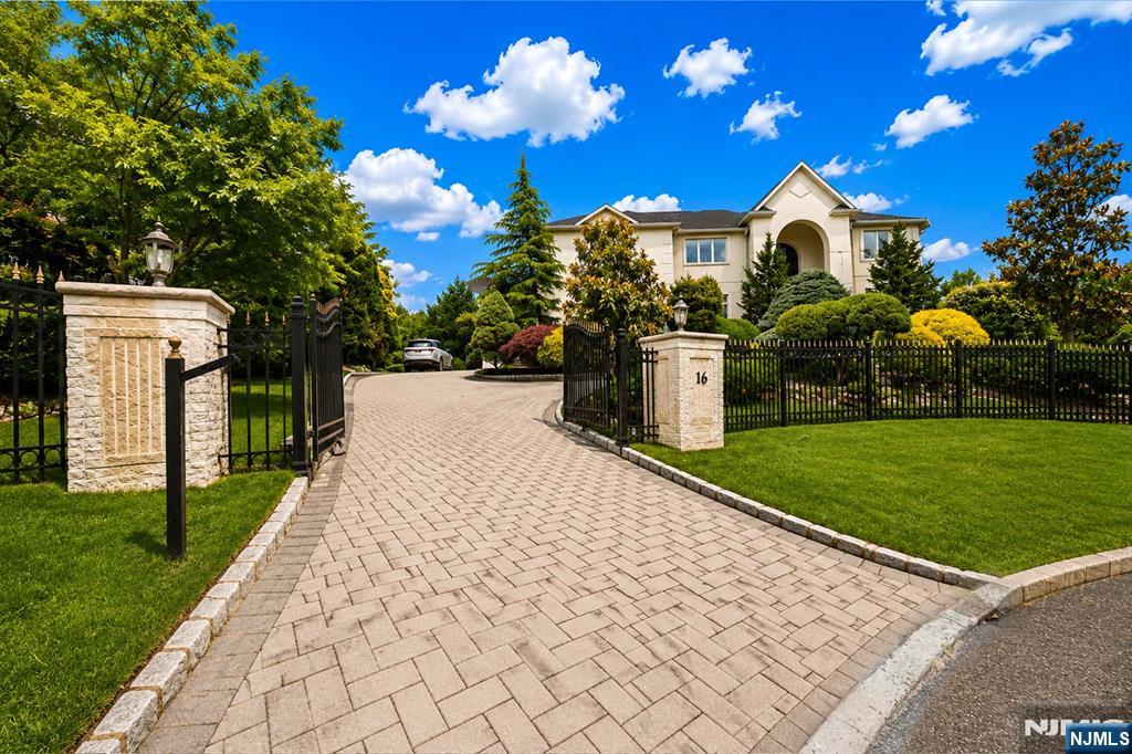 Homes for Sale in Northern NJ | ThisIsRiverEdge.com 16 Audrey Urban Court