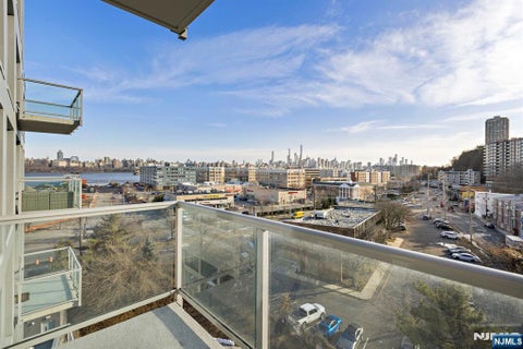 Photo of 143 Old River Rd #606, Edgewater, NJ 07020 (MLS # 26033366)
