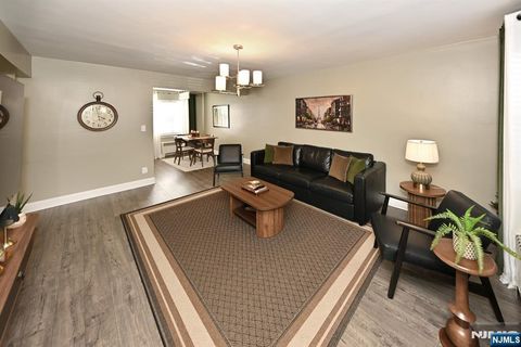 483 Colonial Terrace 9 Hackensack NJ 07601