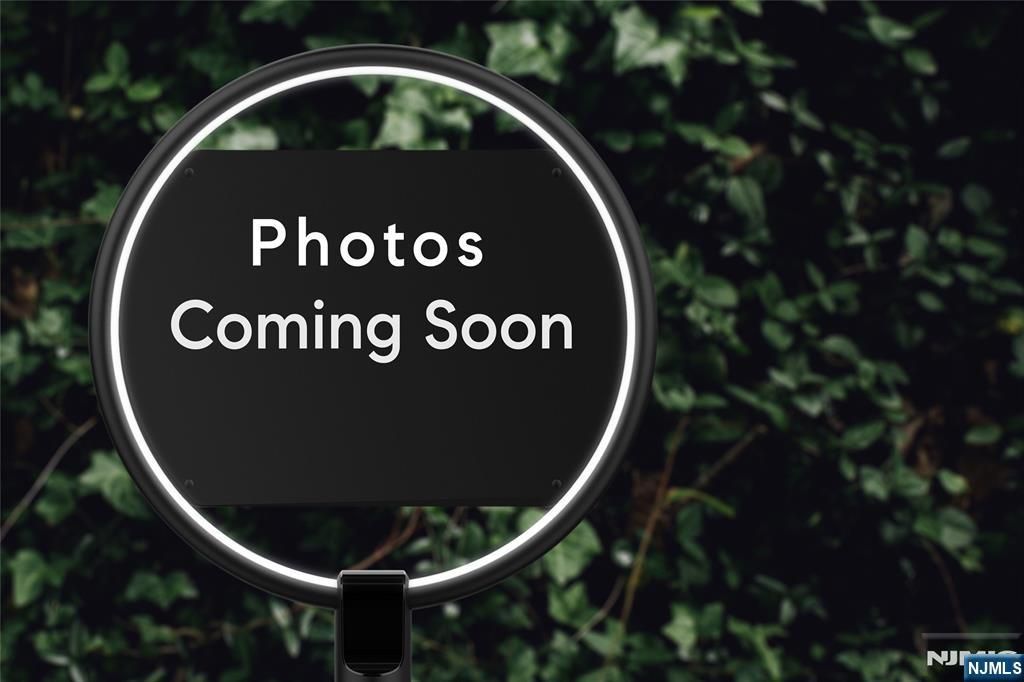 Photo of 154 Unadilla Road, Ridgewood Village, NJ 07450 (MLS # 26003507)