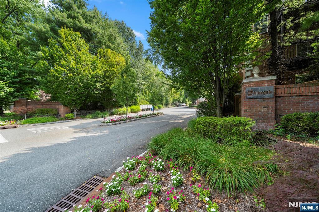 139 Stonegate Trail