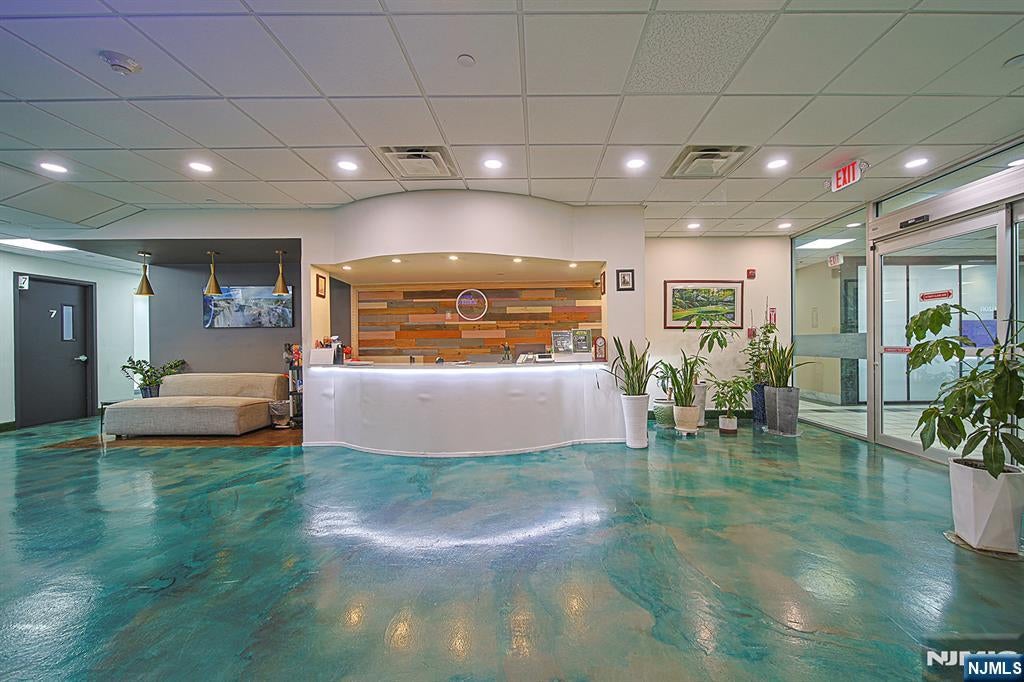Homes for Sale in Northern NJ | ThisIsRiverEdge.com 225 Broad Avenue
