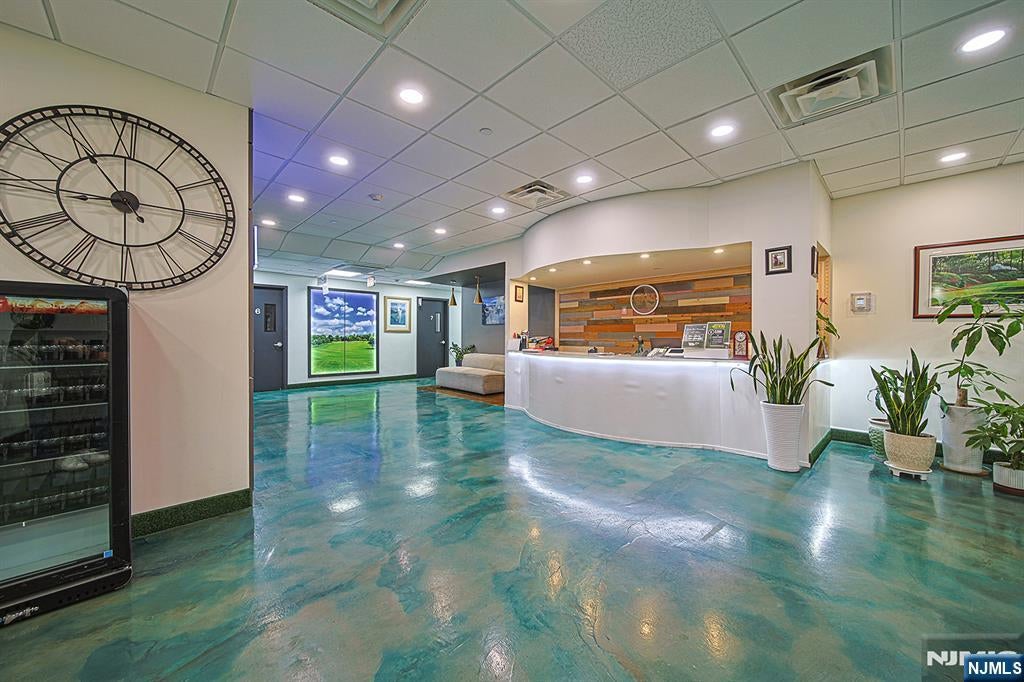 Homes for Sale in Northern NJ | ThisIsRiverEdge.com 225 Broad Avenue