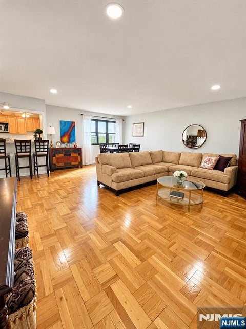 Photo of 208 Anderson St #S7C, Hackensack, NJ 07601 (MLS # 26035878)