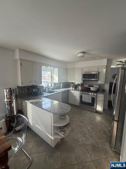 216 Brookside Avenue 1