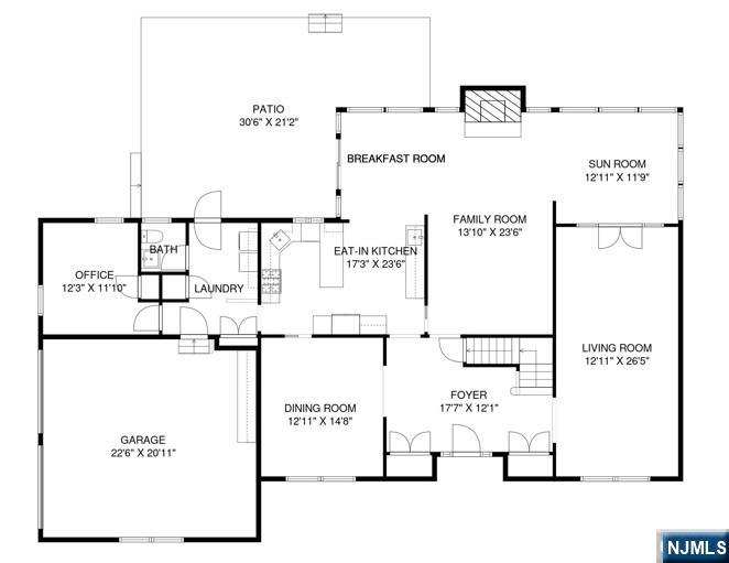 Main image without alt text