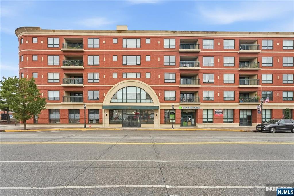1 Orient Way 311