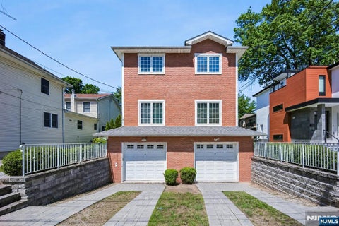 Photo of 39 Grove #B, Tenafly, NJ 07670 (MLS # 26034977)