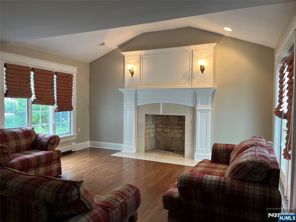839 Hennigar Place