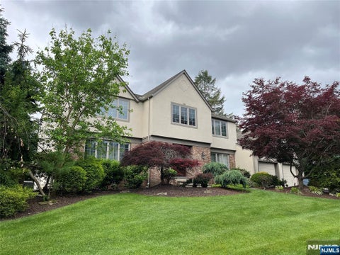 Photo of 839 Hennigar Place, Oradell, NJ 07649 (MLS # 26011082)