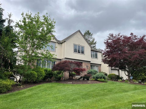 Photo of 839 Hennigar Place, Oradell, NJ 07649 (MLS # 26011082)