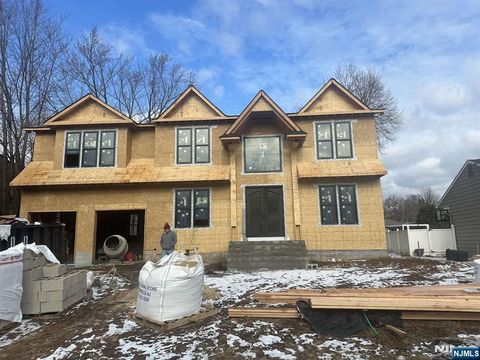 172 Valley Road River Edge NJ 07661