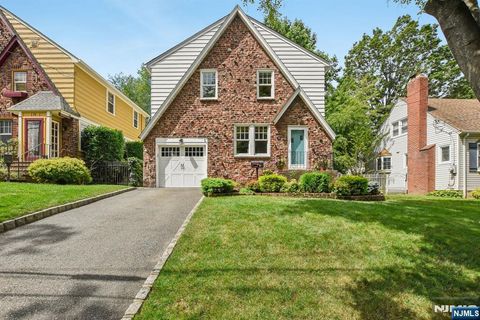 75 McKinley Street Nutley NJ 07110
