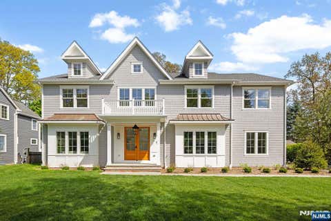 Photo of 501 Sterling Place, Ridgewood Village, NJ 07450 (MLS # 26014956)