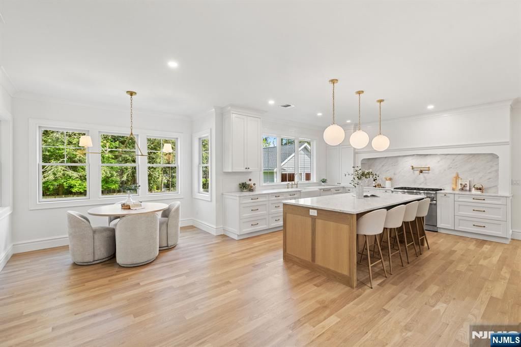 Photo of 501 Sterling Place, Ridgewood Village, NJ 07450 (MLS # 26014956)