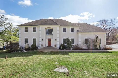 49 Boonton Avenue Kinnelon Borough NJ 07405