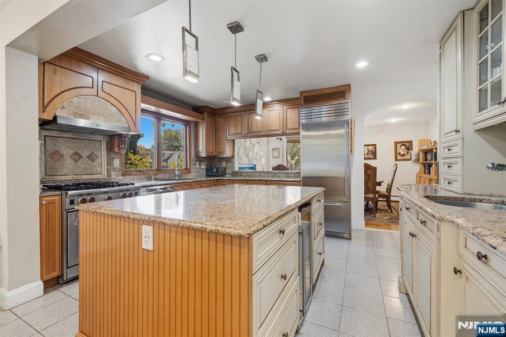 Photo of 3203 Norwood Drive, Fair Lawn, NJ 07410 (MLS # 26016362)