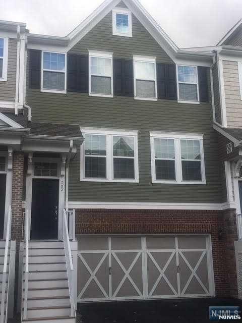Photo of 702 Cottonwood Ct #702, Cresskill, NJ 07626 (MLS # 25039617)