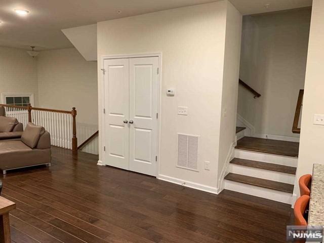 702 Cottonwood Court #702