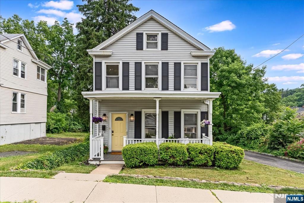 1 Locust Street