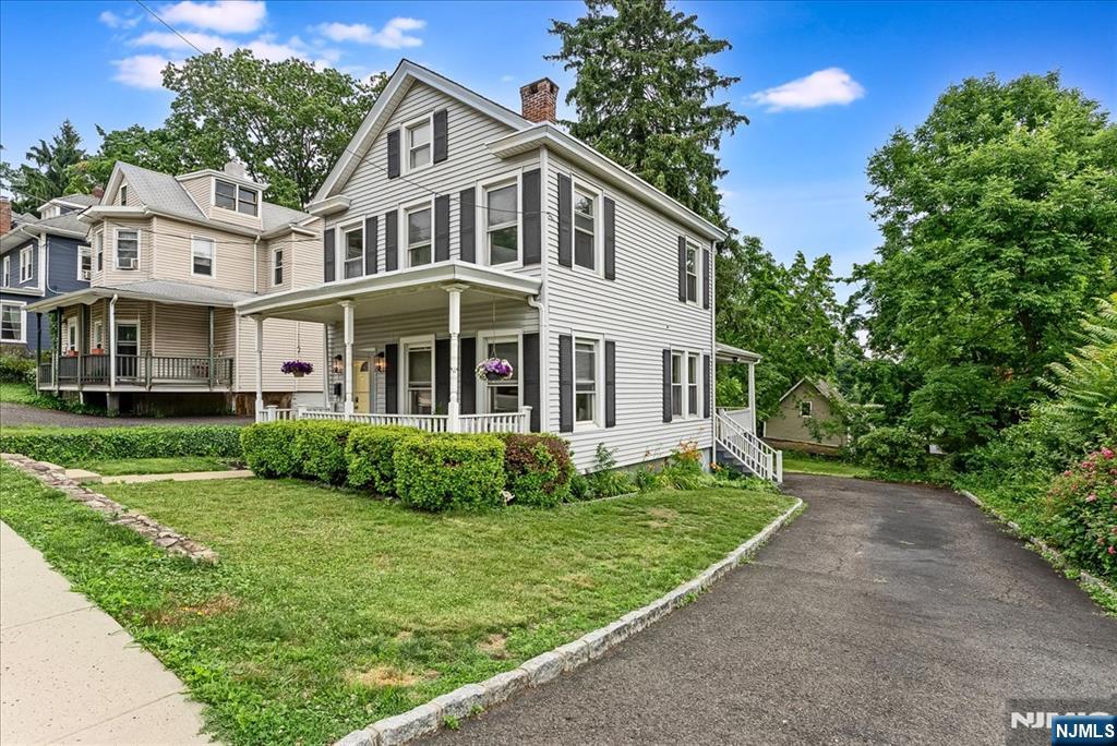 1 Locust Street