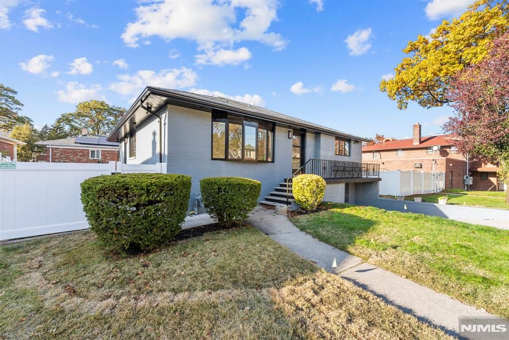 Photo of 1107 Fairview Lane, Fort Lee, NJ 07024 (MLS # 25039119)