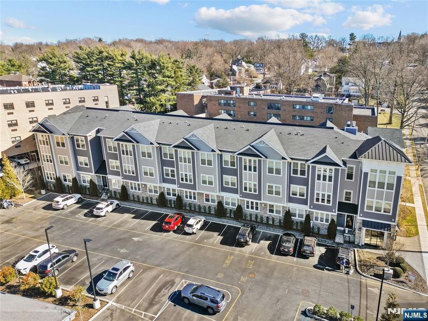 Woodland place is a 32 unit rental complex building in the beautiful town of Leonia. These apartments have open style floor plans, kitchen with center island, and stainless steel appliances. Walk in closet in both bedrooms, washer and dryer in the unit. there is an elevator and gym located on site. 2 parking spaces are included in the rent. Small pets considered.