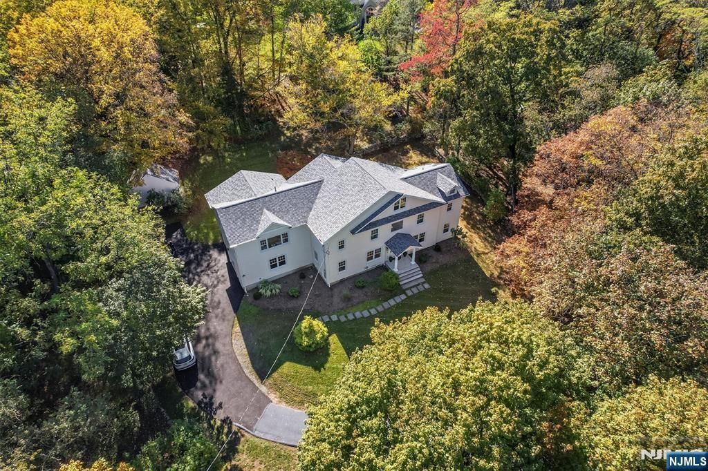 Photo of 174 Upper Saddle River Road, Montvale, NJ 07645 (MLS # 25036412)