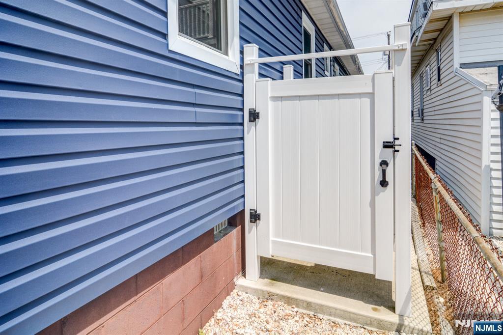 59 Fremont Avenue