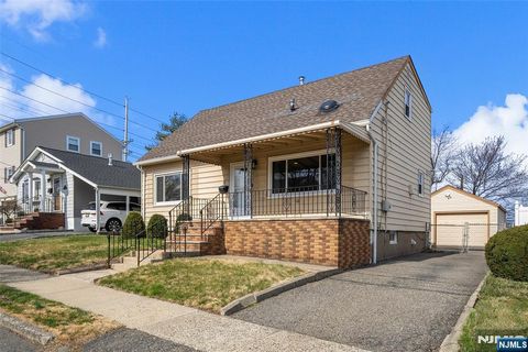 6 Carrie Road North Arlington NJ 07031