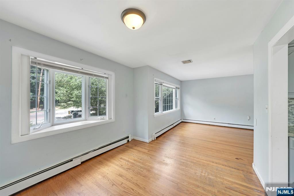 106 Hillside Avenue