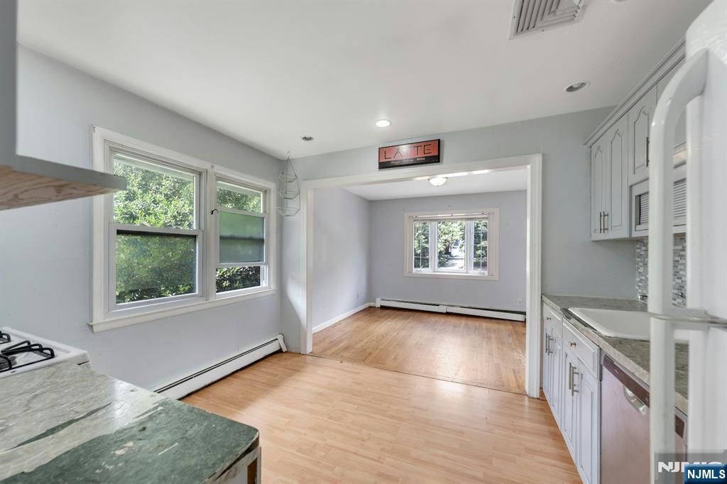 106 Hillside Avenue