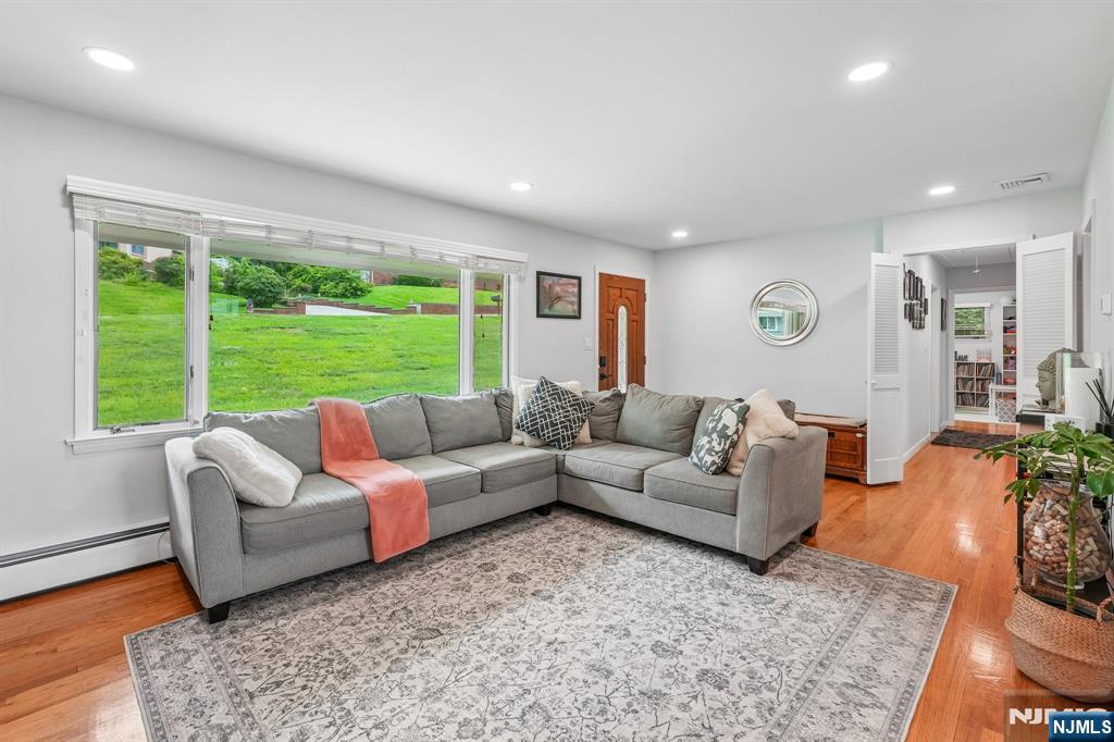31 Surrey Drive