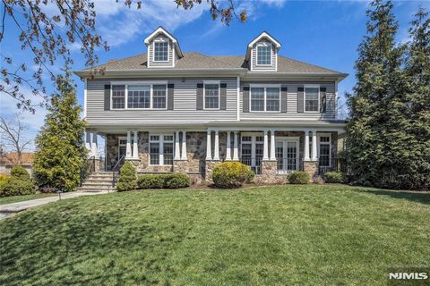Photo of 50 Union Street, Cedar Grove, NJ 07009 (MLS # 26013211)