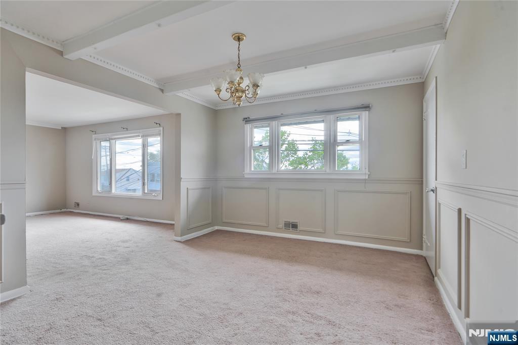 Rental Property at 376 Harrison Ave Floor 2, Lodi, New Jersey - Bedrooms: 2 
Bathrooms: 1 
Rooms: 4  - $2,250 MO.