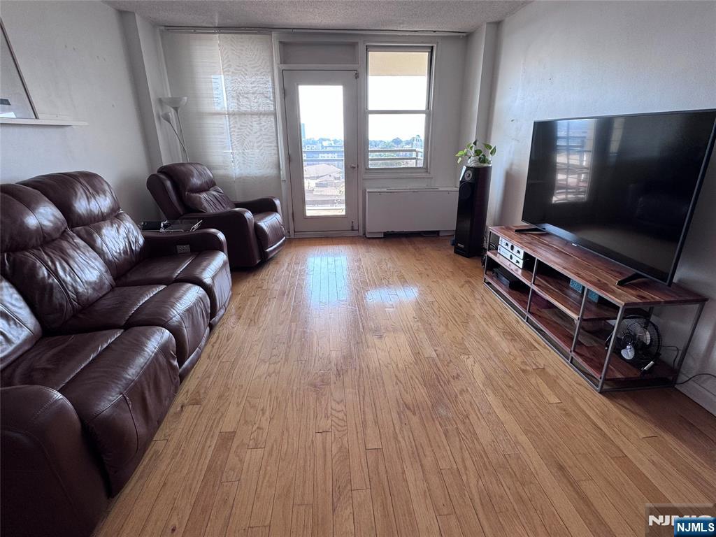 2200 N Central Road 10C