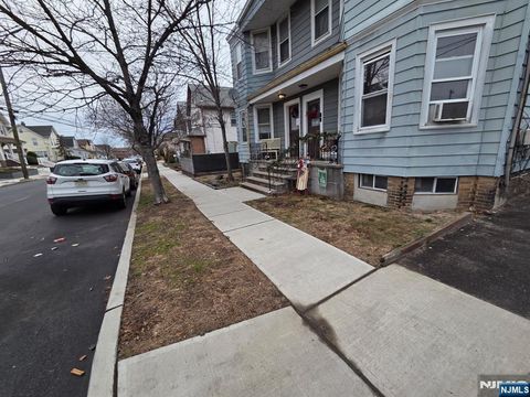 Photo of 249251 Court Avenue, Lyndhurst, NJ 07071 (MLS # 26001501)