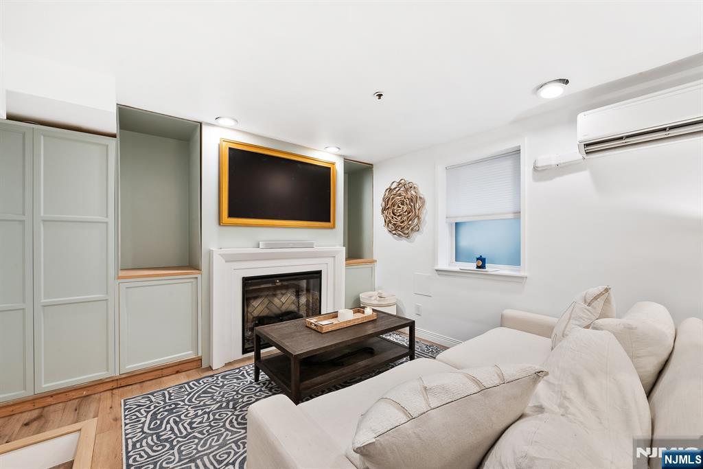 217 Bloomfield Street 102