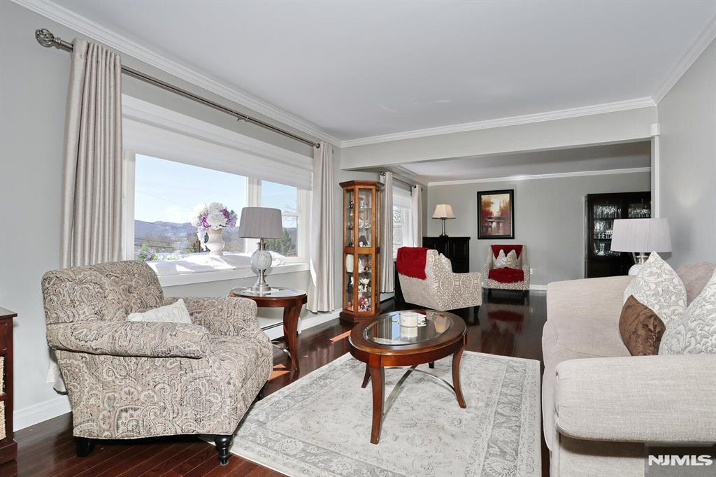 26 Scrivani Drive