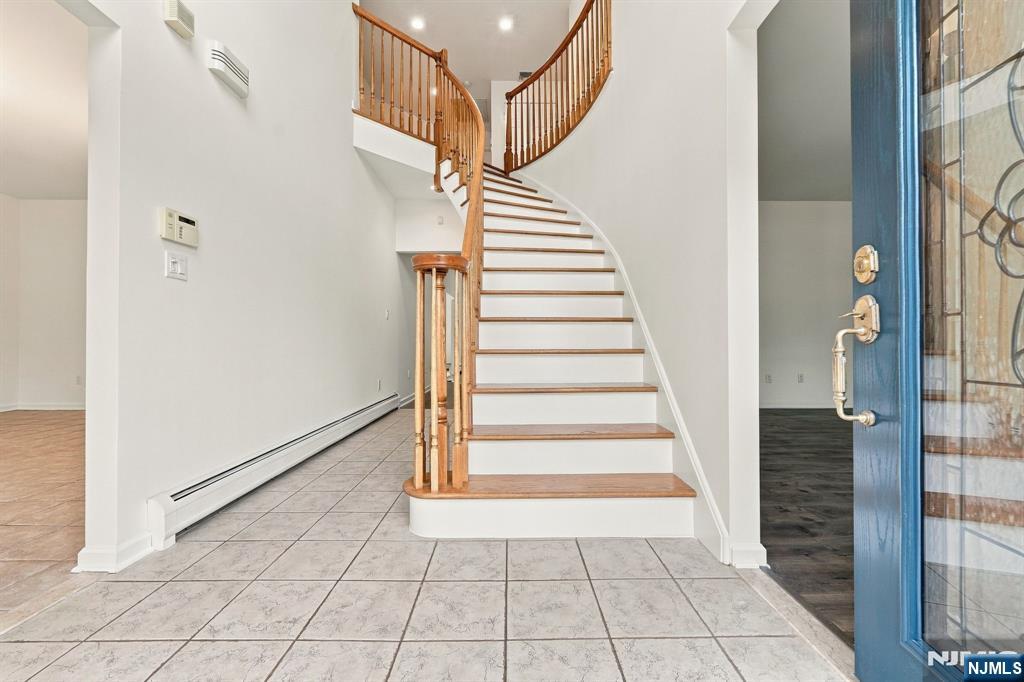 16 Sunset Drive