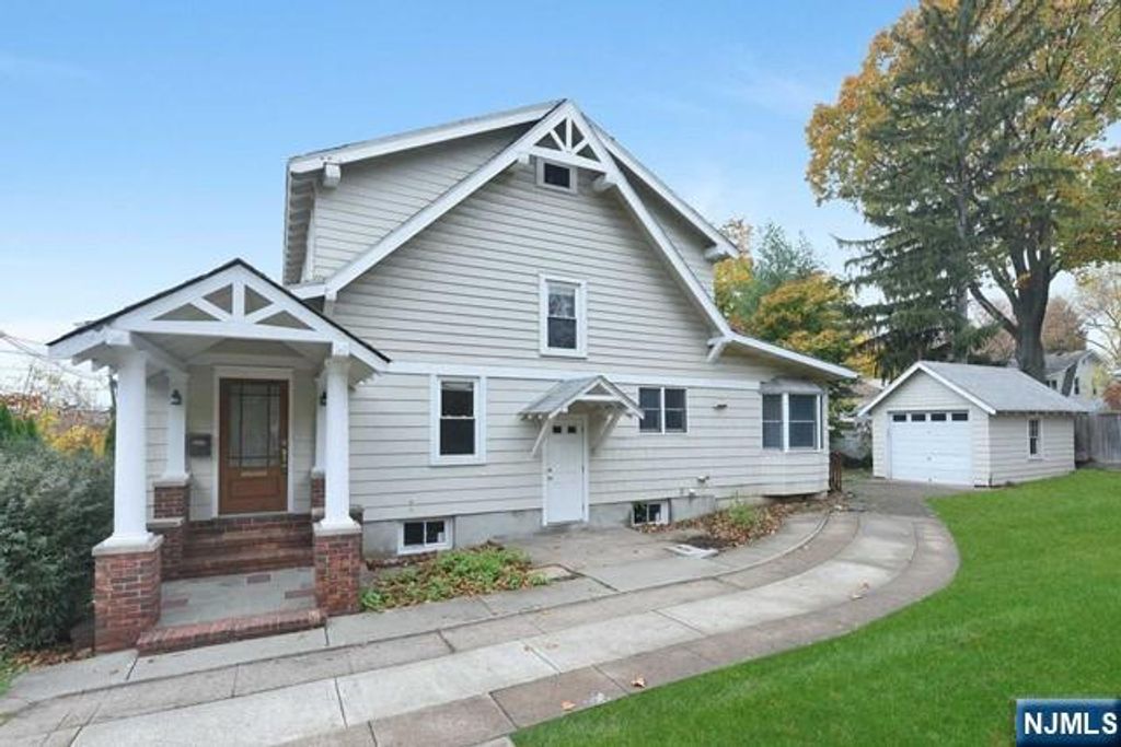 Photo of 195 Hillside Avenue, Leonia, NJ 07605 (MLS # 25035961)