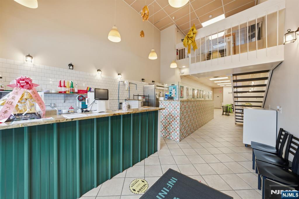 6-8 Washington Street